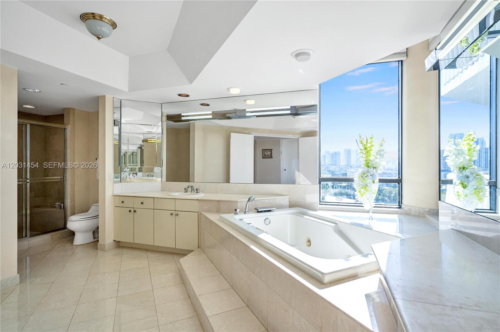 2000 ISL BLVD WILLIAMS IS - Residential