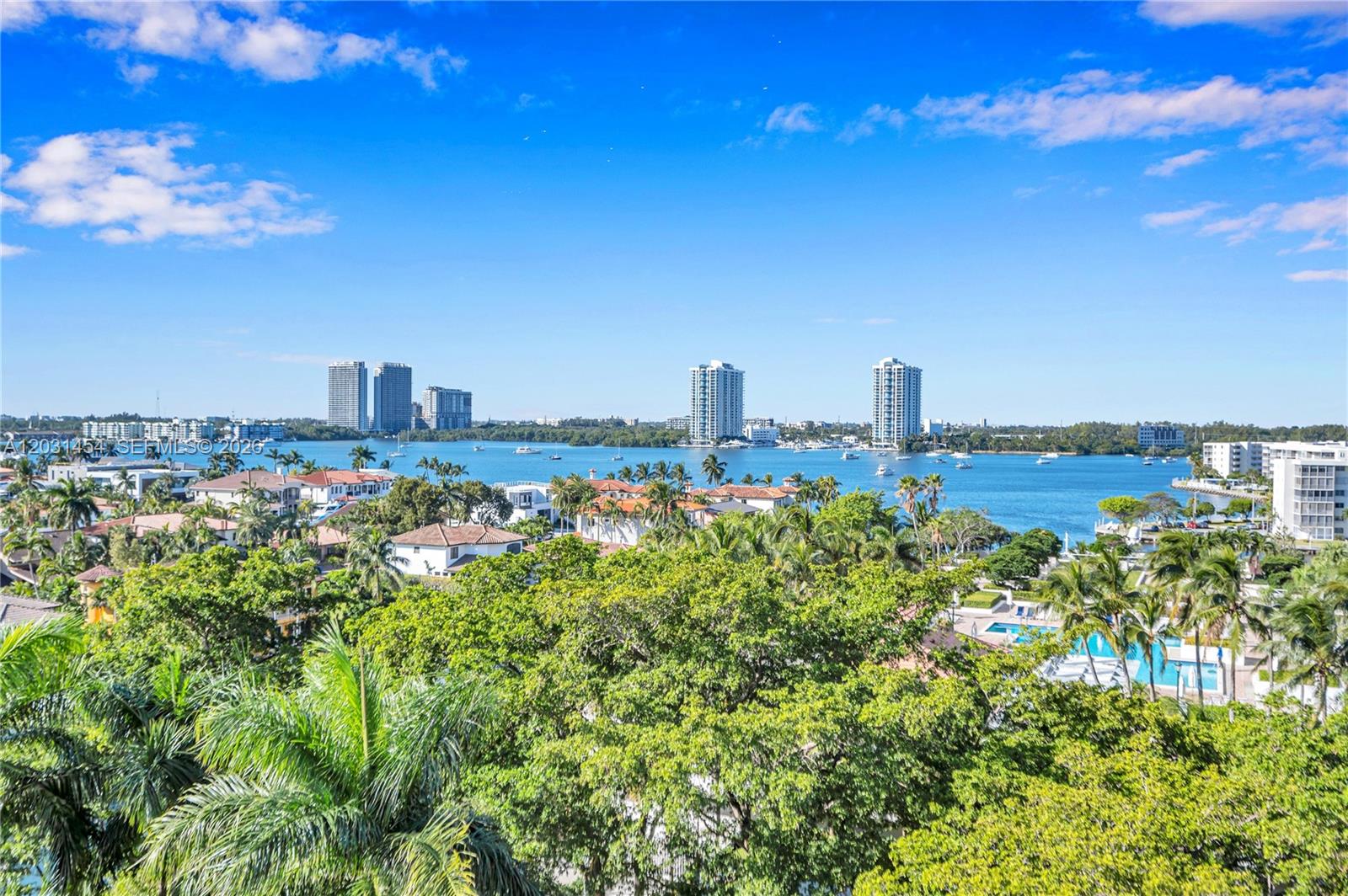 2000 ISL BLVD WILLIAMS IS - Residential