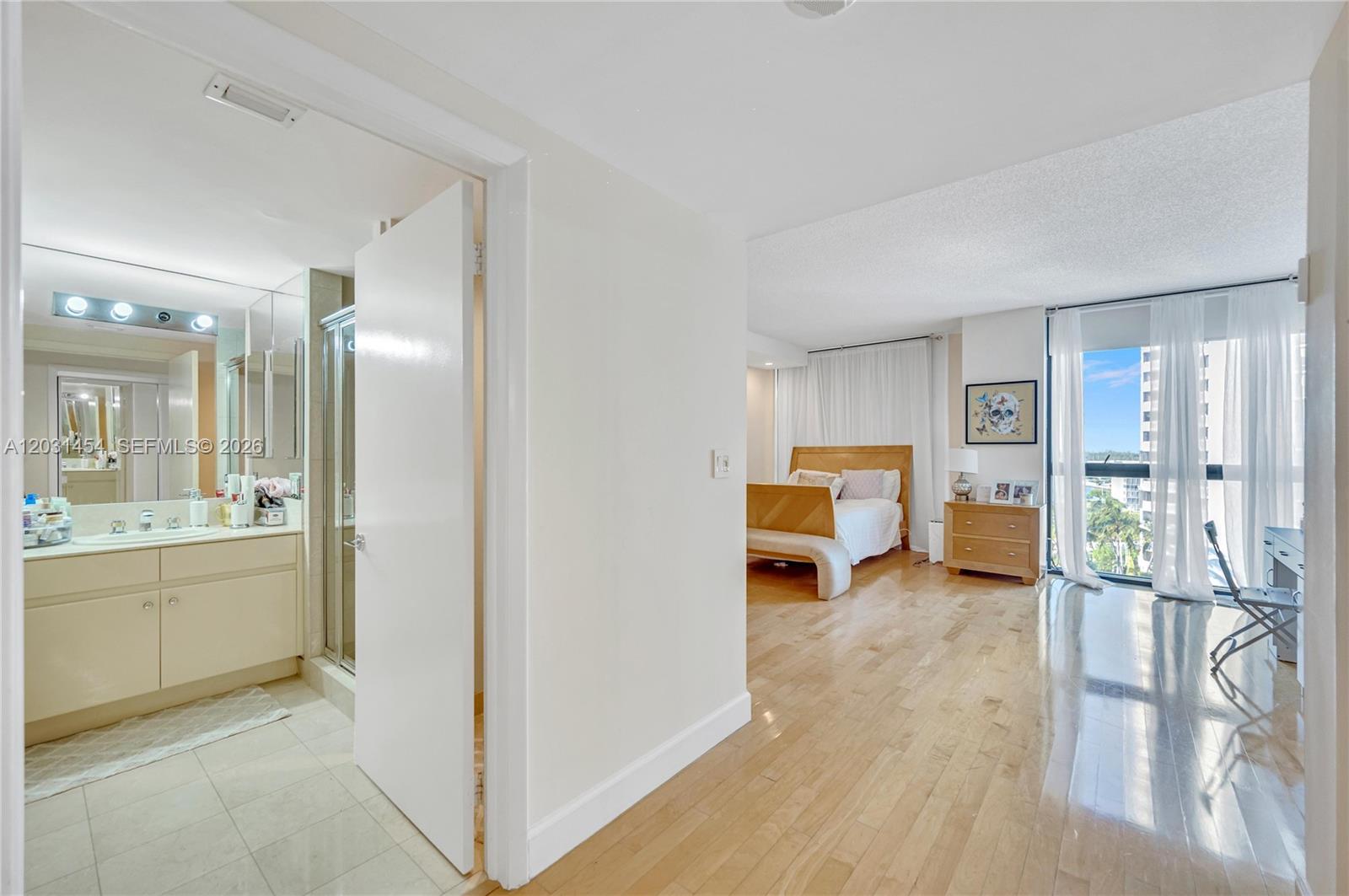 2000 ISL BLVD WILLIAMS IS - Residential