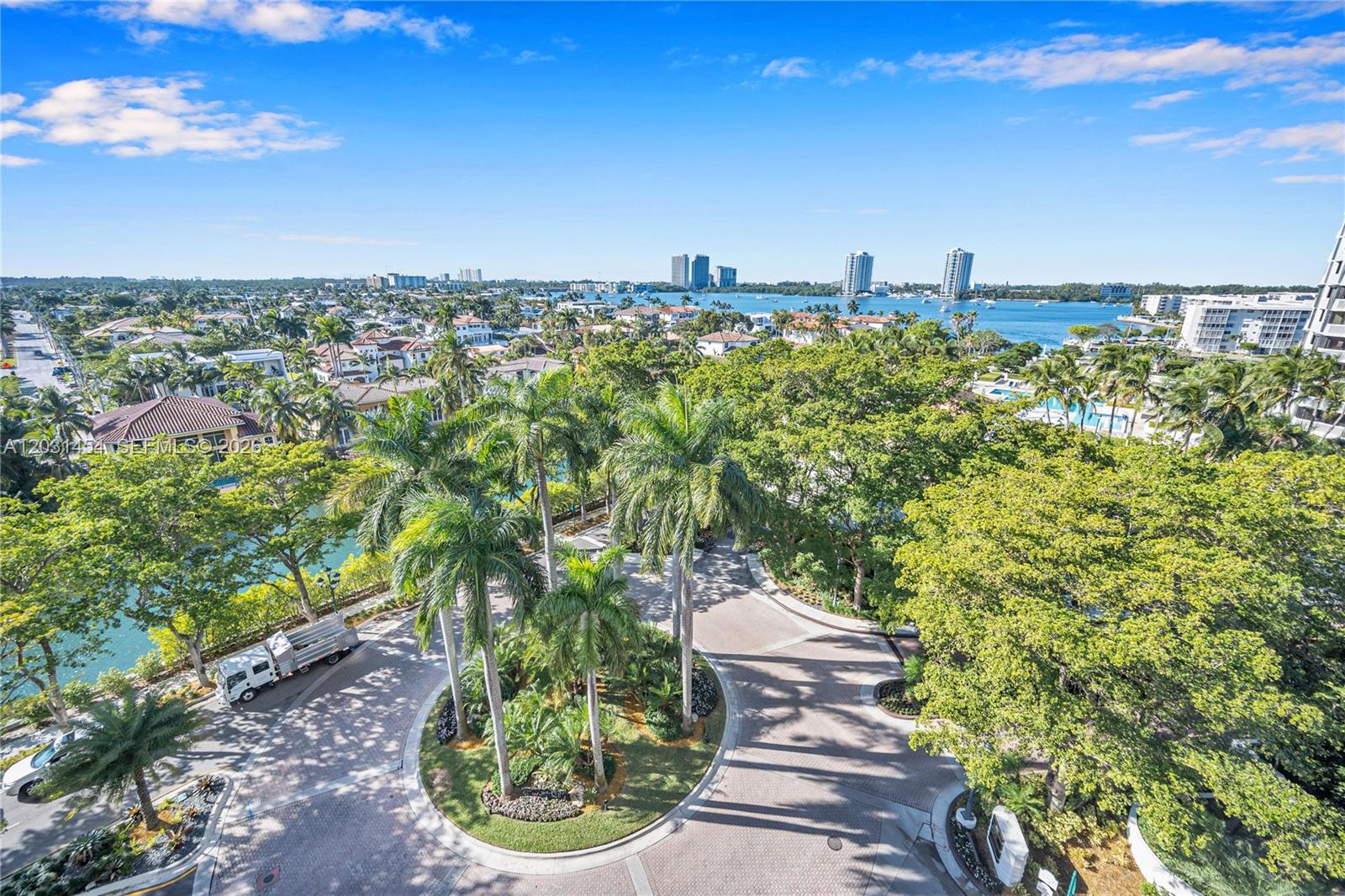 2000 ISL BLVD WILLIAMS IS - Residential
