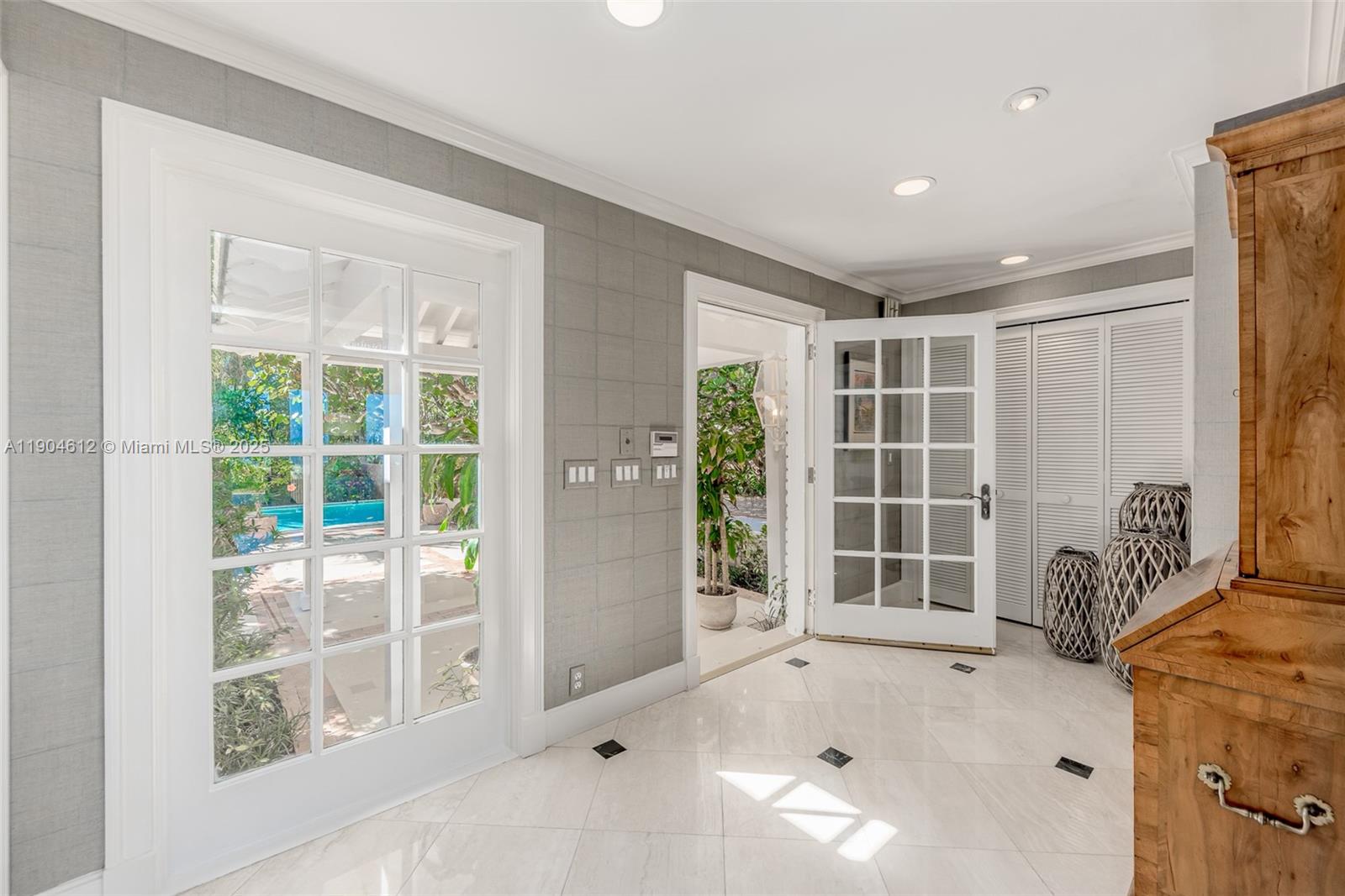 Jupiter Island - Residential