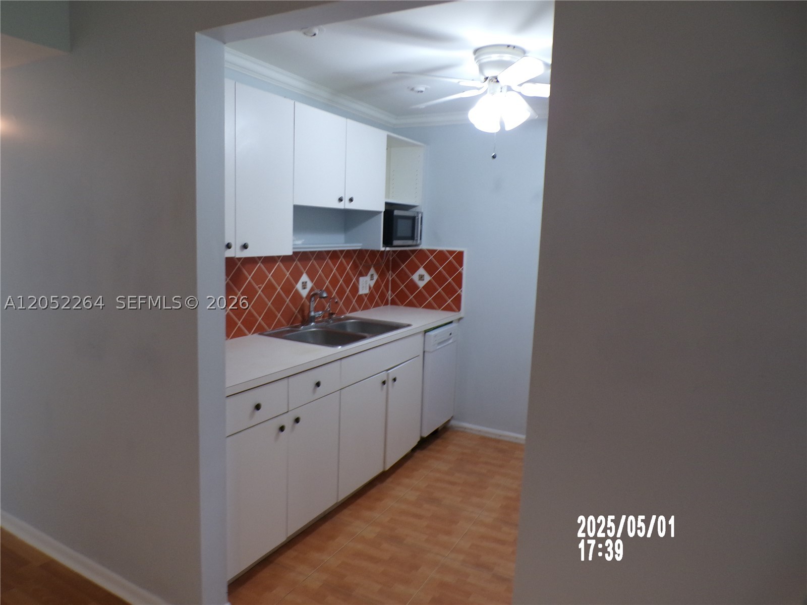 NEW HAMPTON AT CENTURY VI - Residential Lease