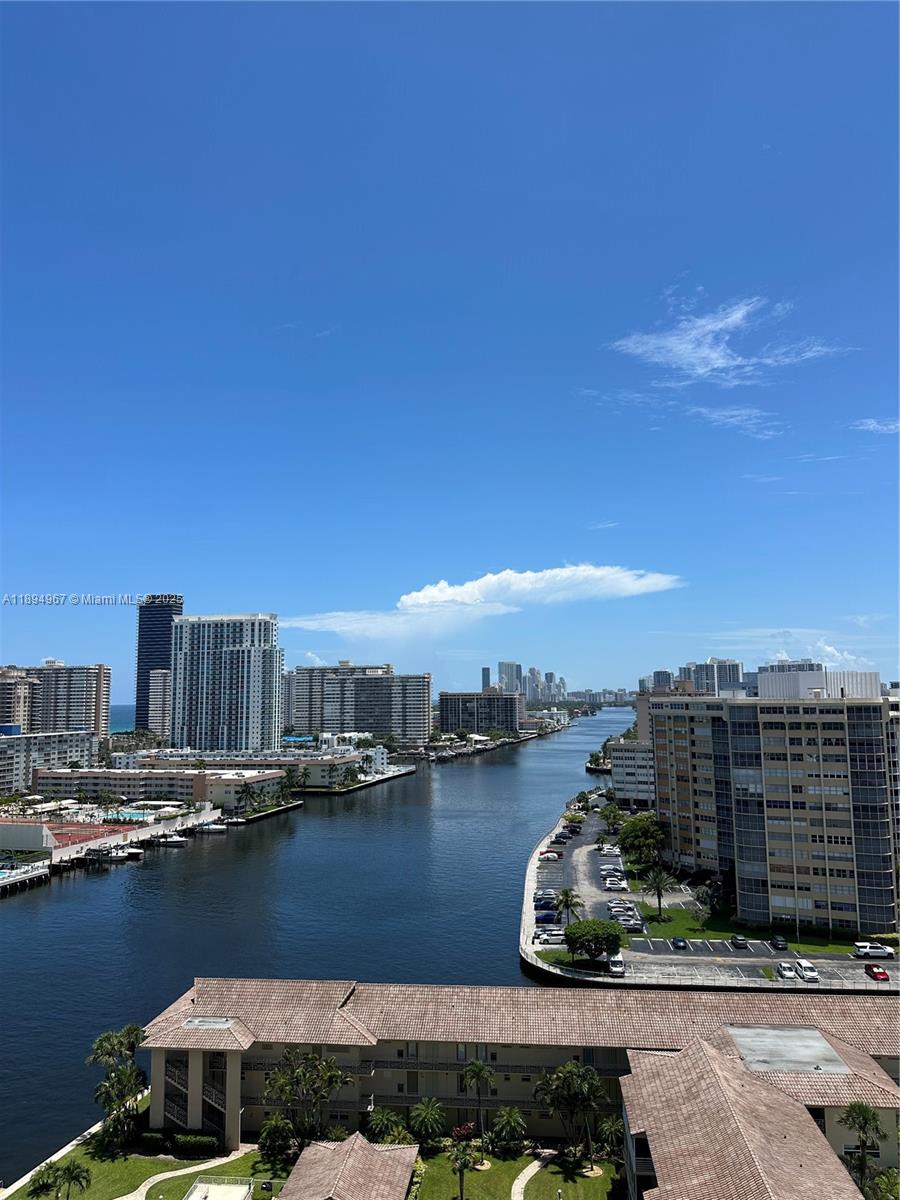 BEACHWALK CONDOMINIUM - Residential