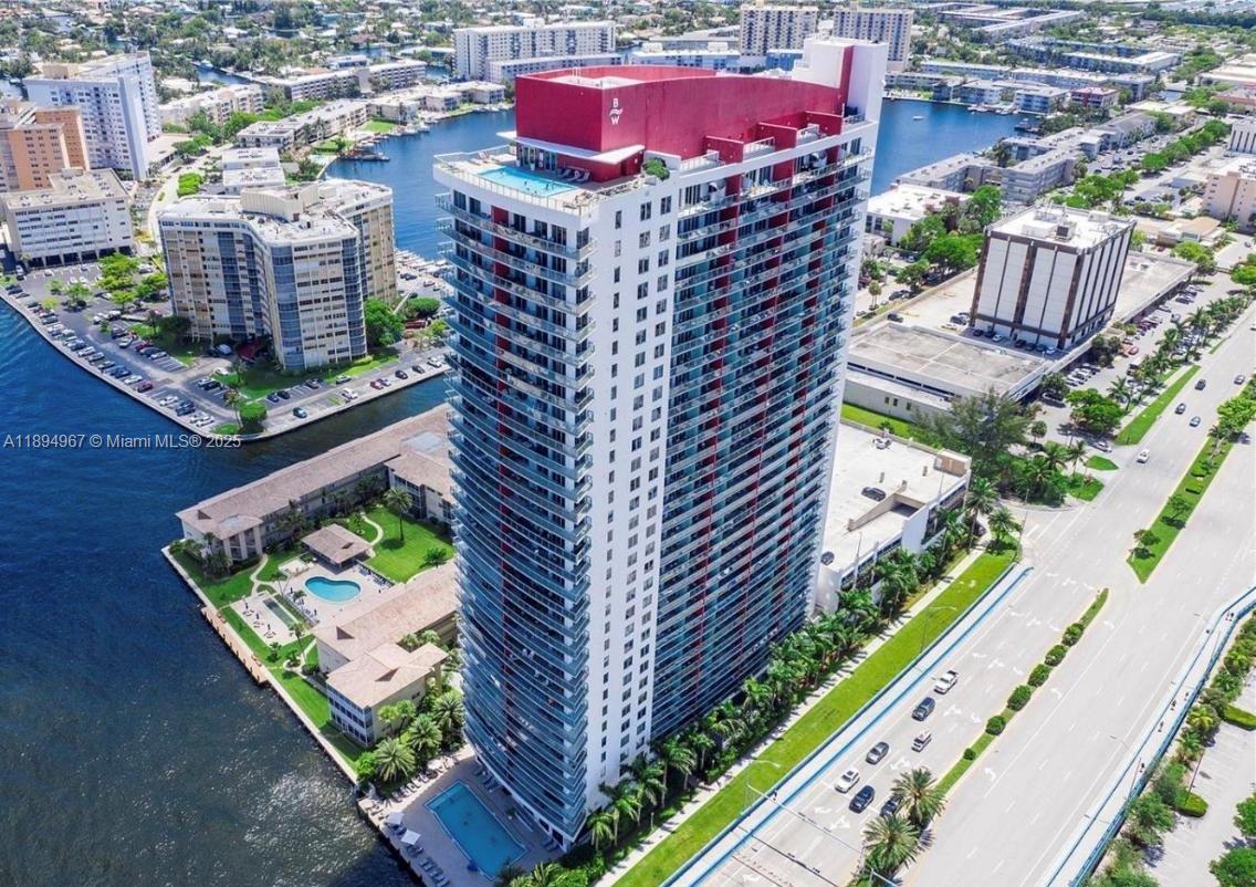 BEACHWALK CONDOMINIUM - Residential