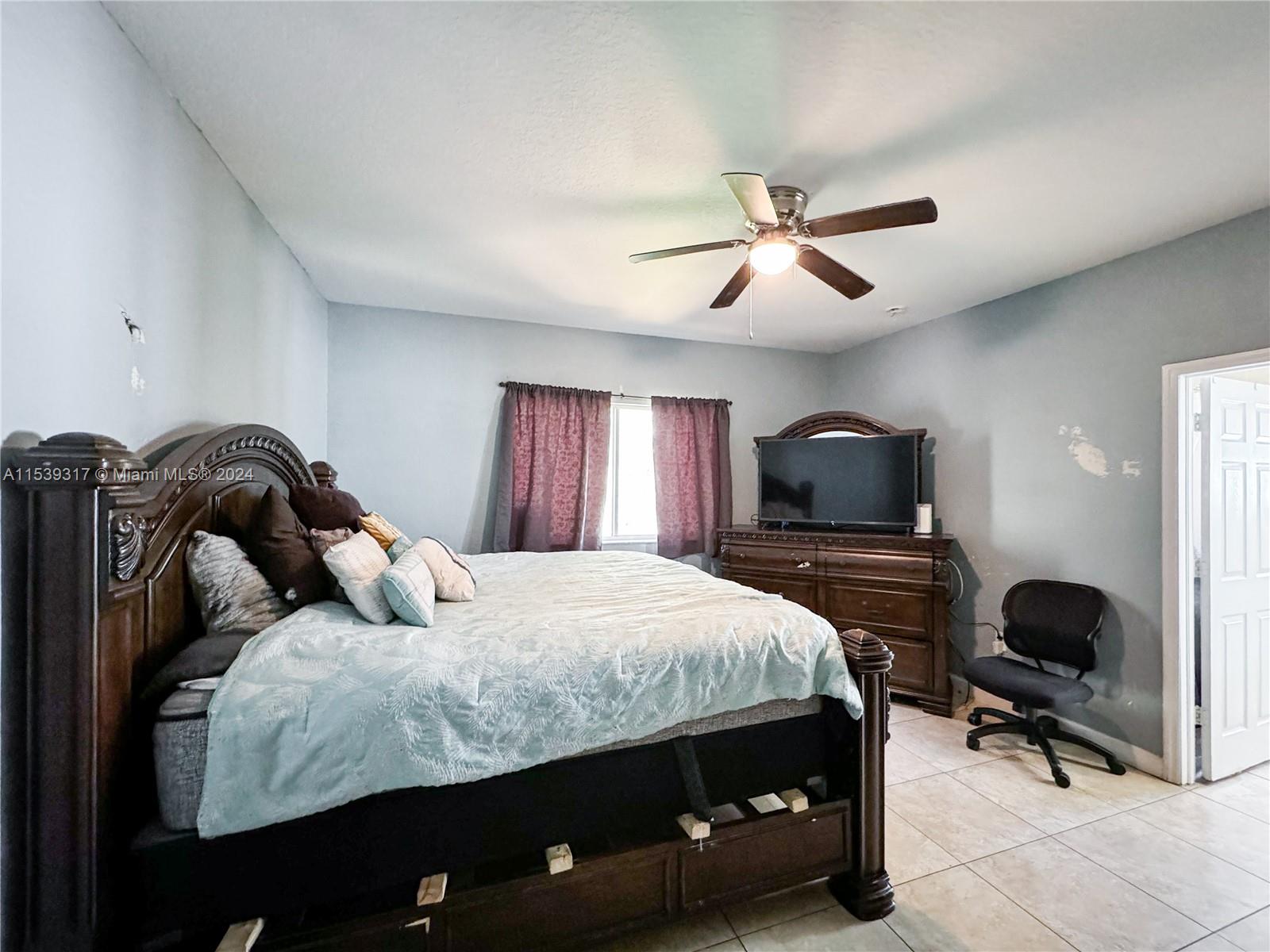 EMILIOS PLACE AT OASIS - Residential