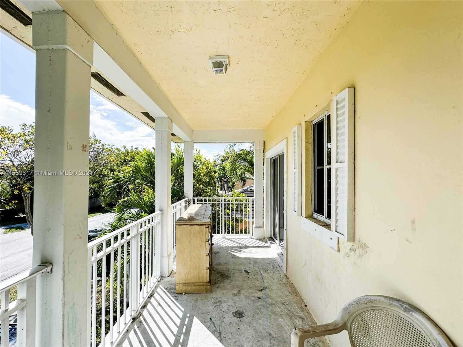 EMILIOS PLACE AT OASIS - Residential