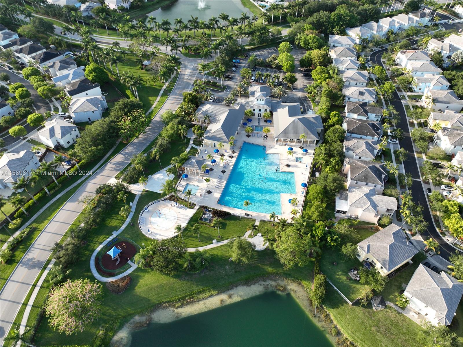 EMILIOS PLACE AT OASIS - Residential
