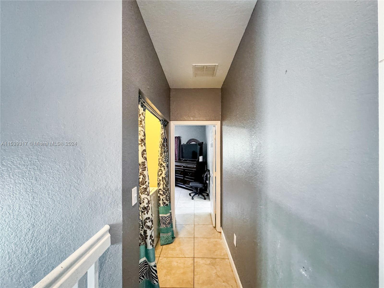 EMILIOS PLACE AT OASIS - Residential