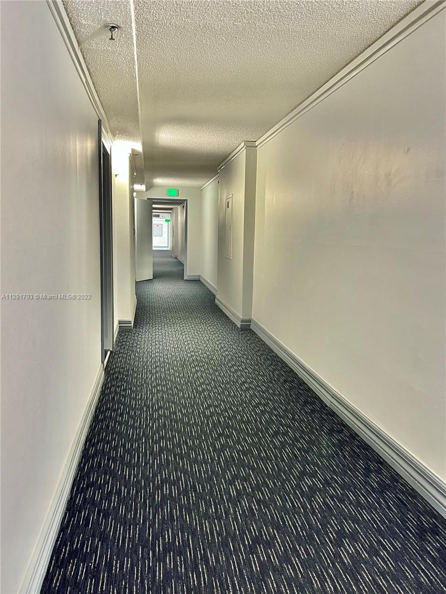 PLAZA OF AMERICAS CONDO P - Residential Lease