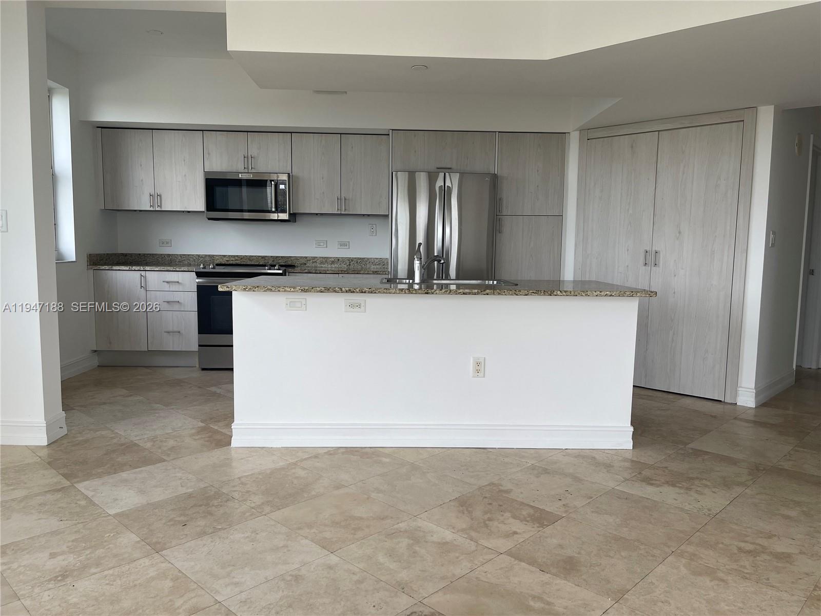 TURNBERRY VILLAGE - Residential