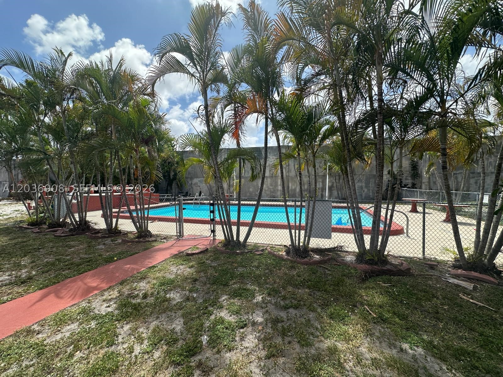 TOWN COLONY CONDO - Residential