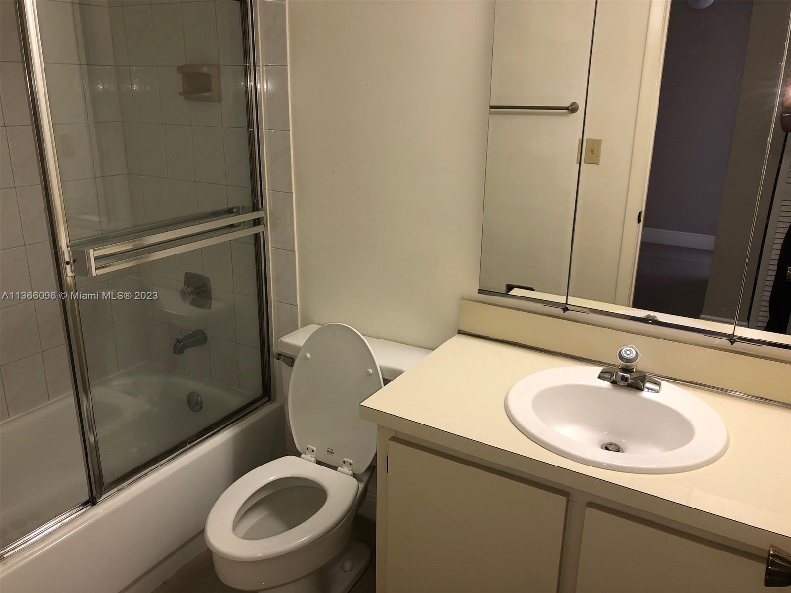 GLADEWIND HGTS - Residential Lease