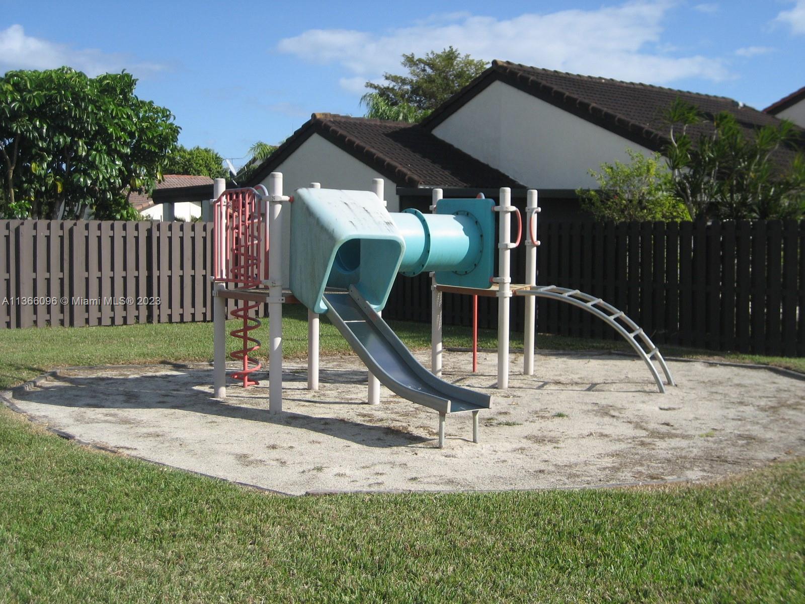 GLADEWIND HGTS - Residential Lease