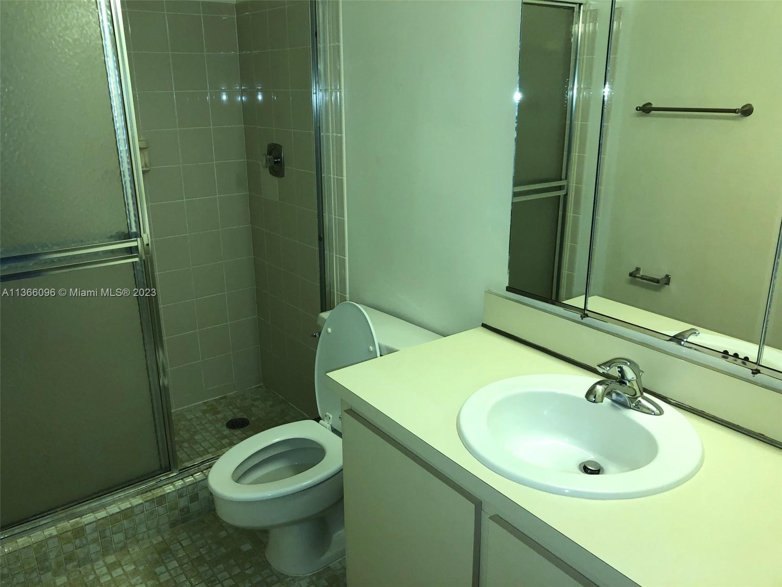GLADEWIND HGTS - Residential Lease