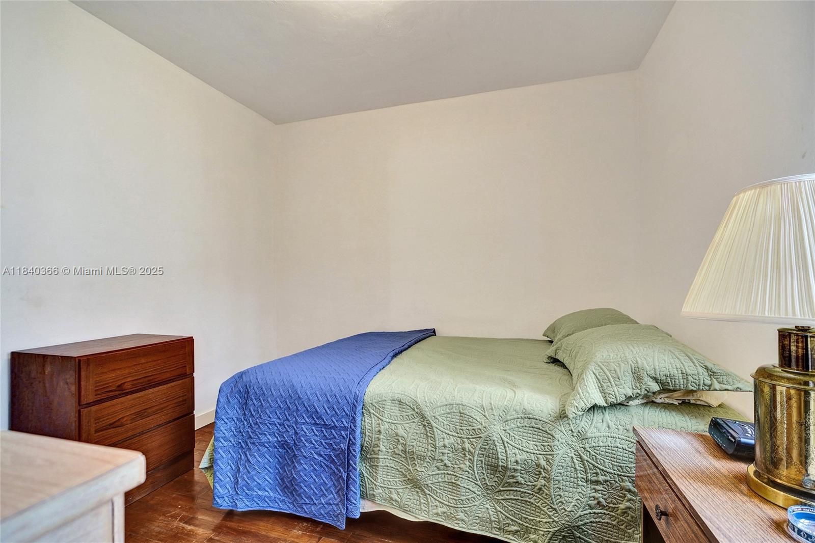 TWELFTH ST MANORS 1ST ADD - Residential