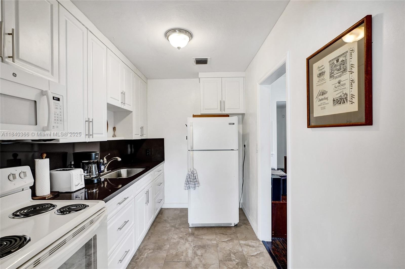 TWELFTH ST MANORS 1ST ADD - Residential