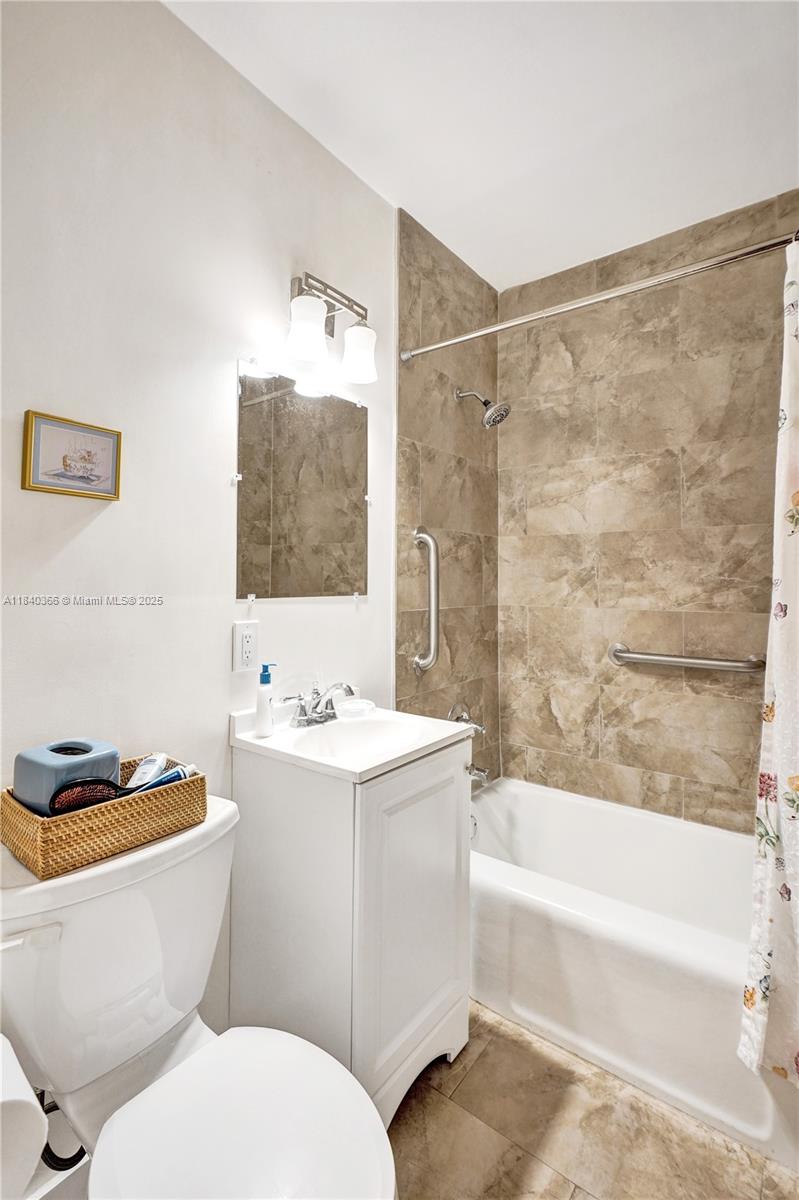 TWELFTH ST MANORS 1ST ADD - Residential