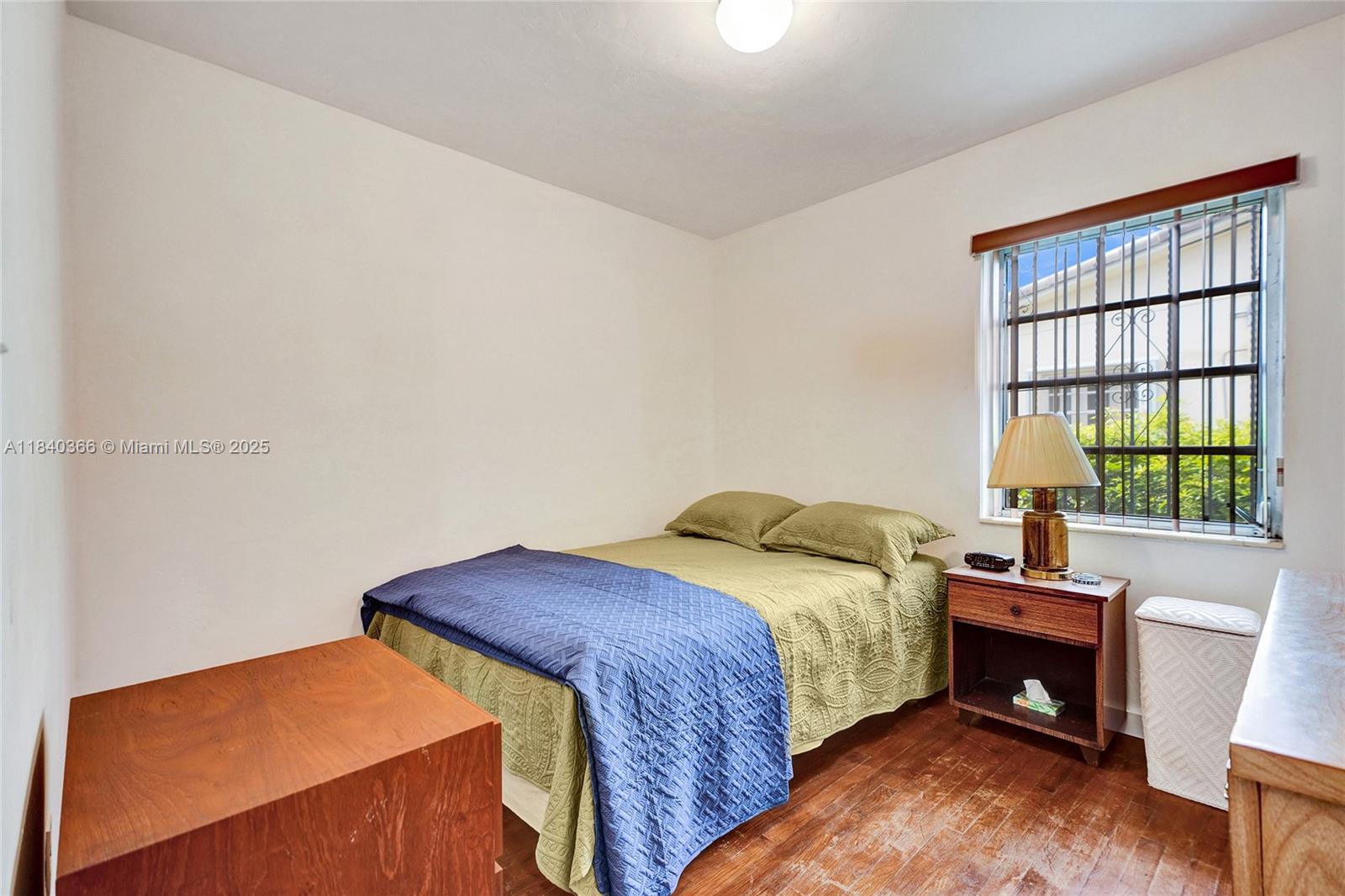 TWELFTH ST MANORS 1ST ADD - Residential