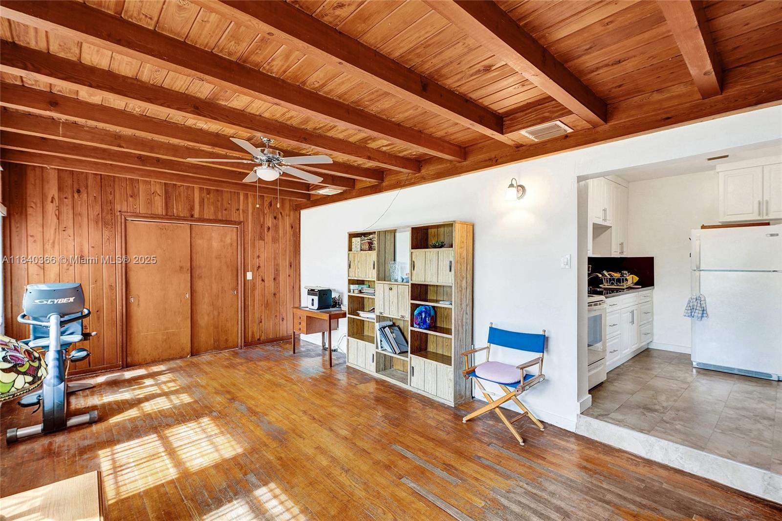 TWELFTH ST MANORS 1ST ADD - Residential
