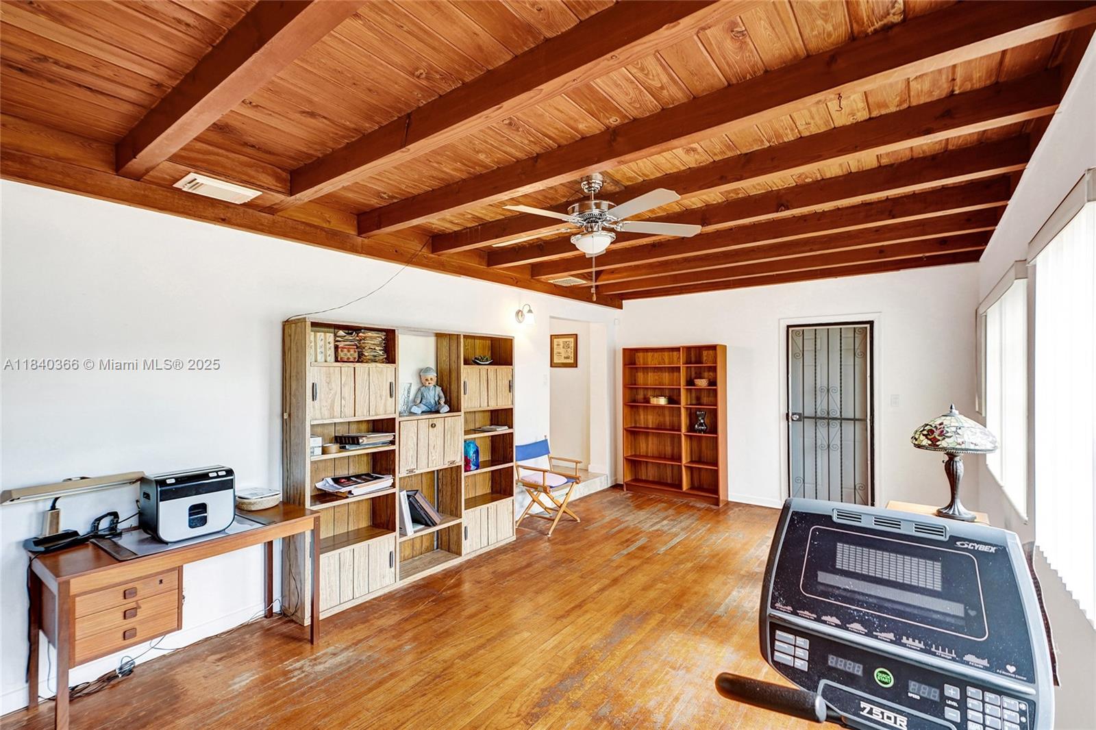 TWELFTH ST MANORS 1ST ADD - Residential