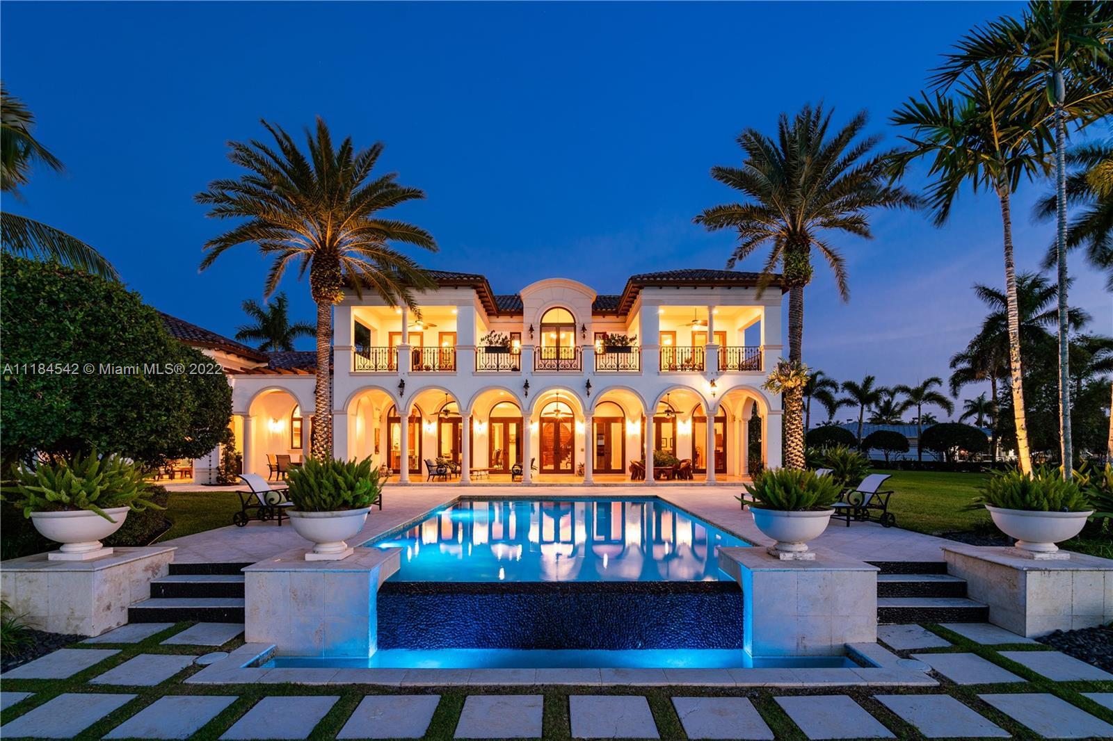 LAKESHORE SEC TWO - Residential