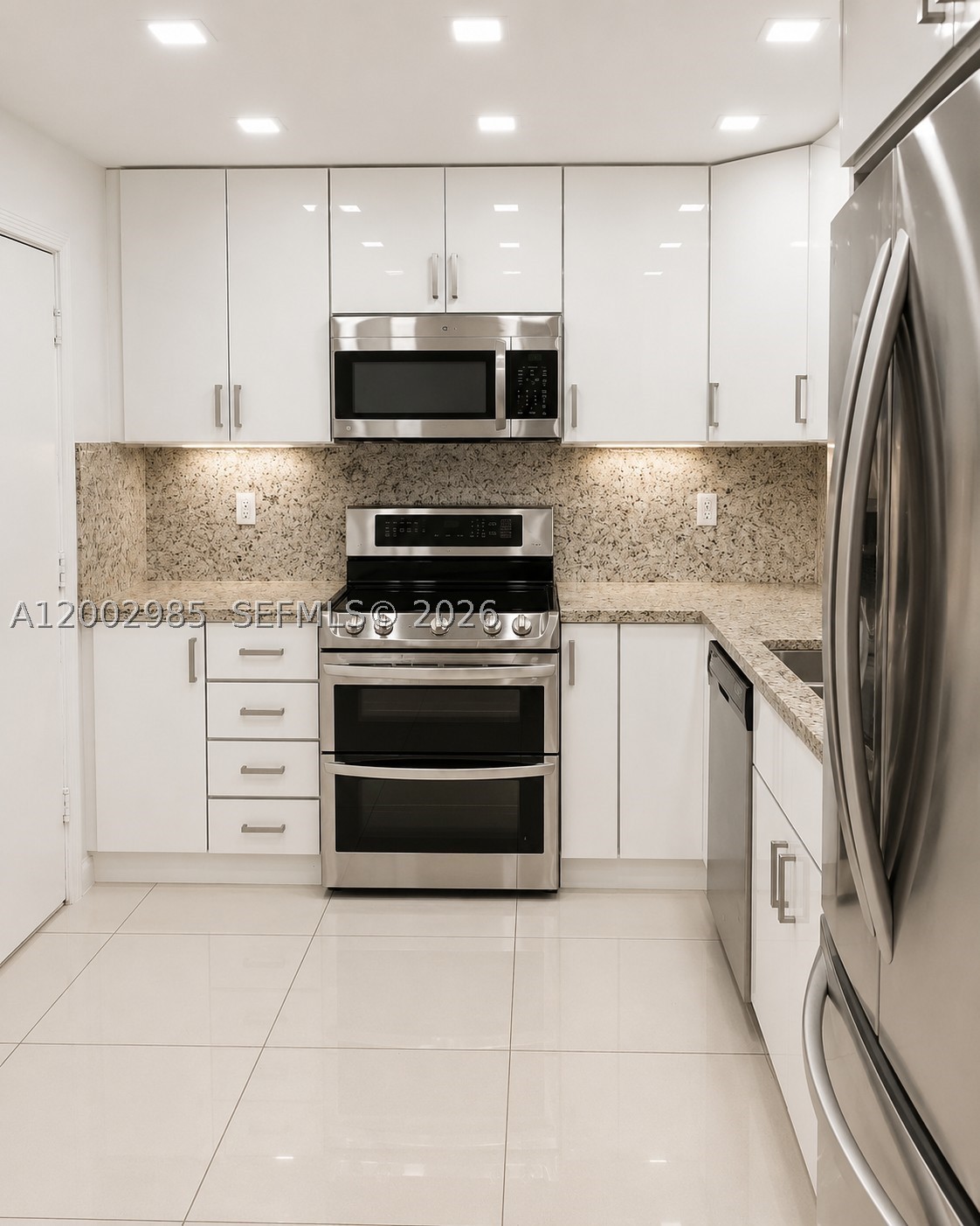 ST REGIS APTS CONDO - Residential