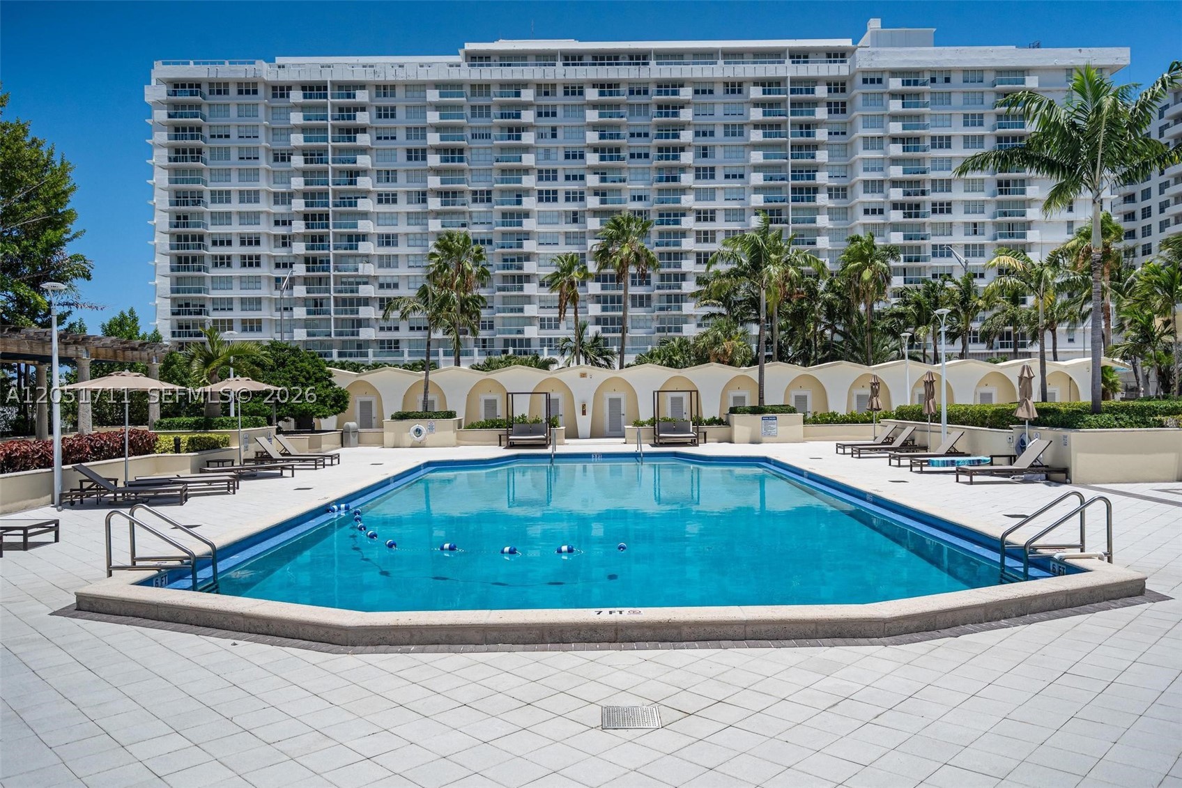 5600 CONDO - Residential