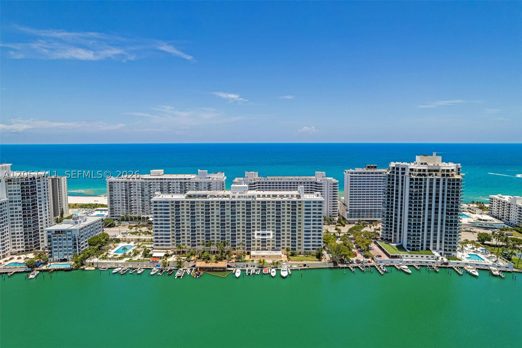 5600 CONDO - Residential