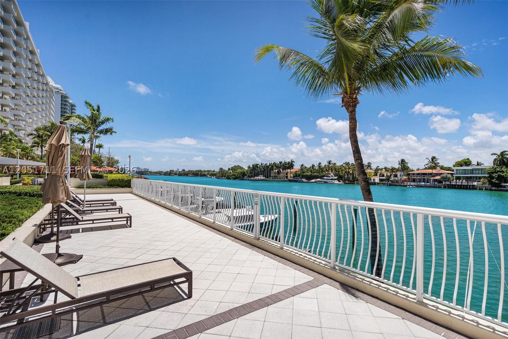 5600 CONDO - Residential