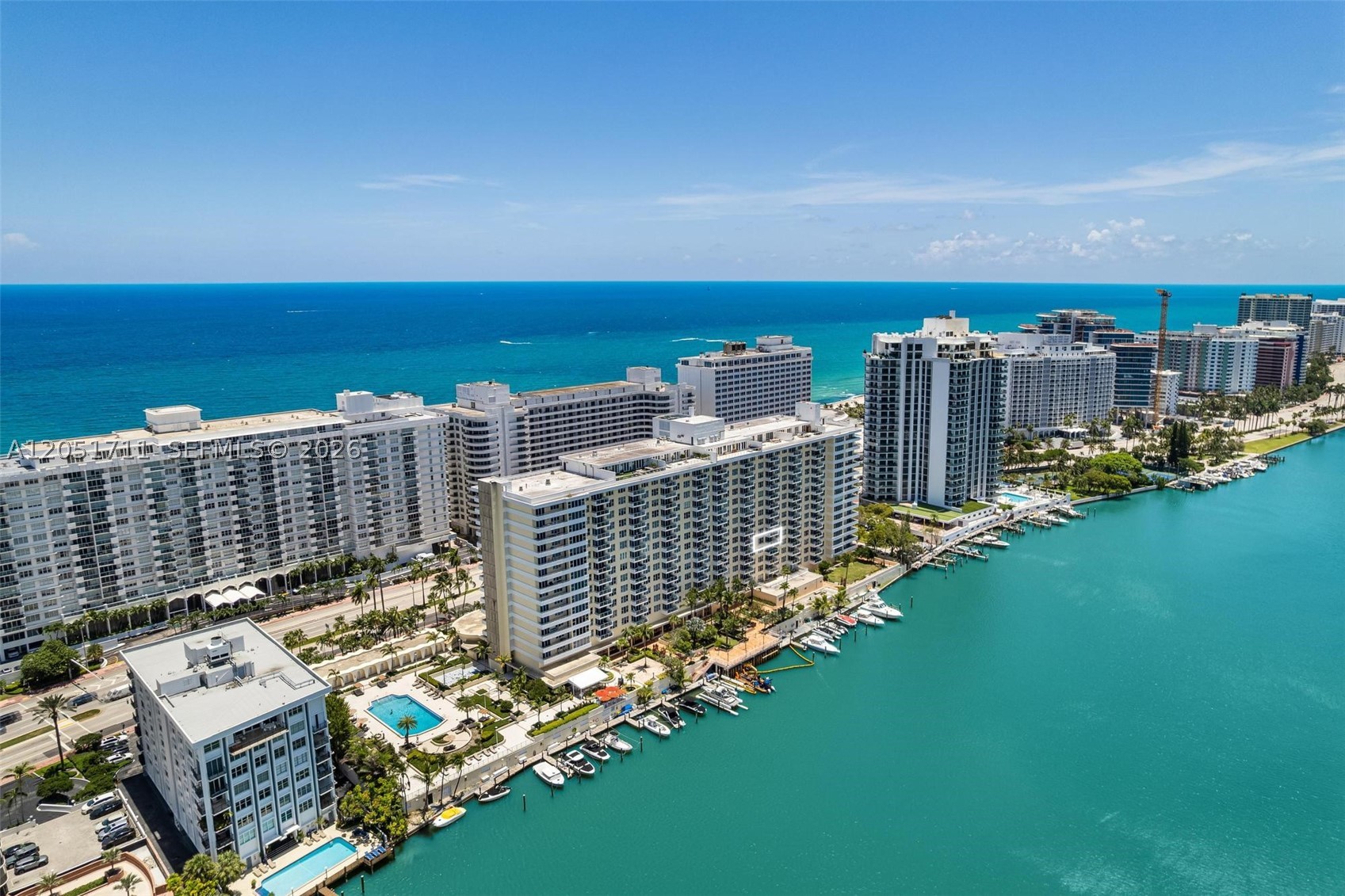 5600 CONDO - Residential