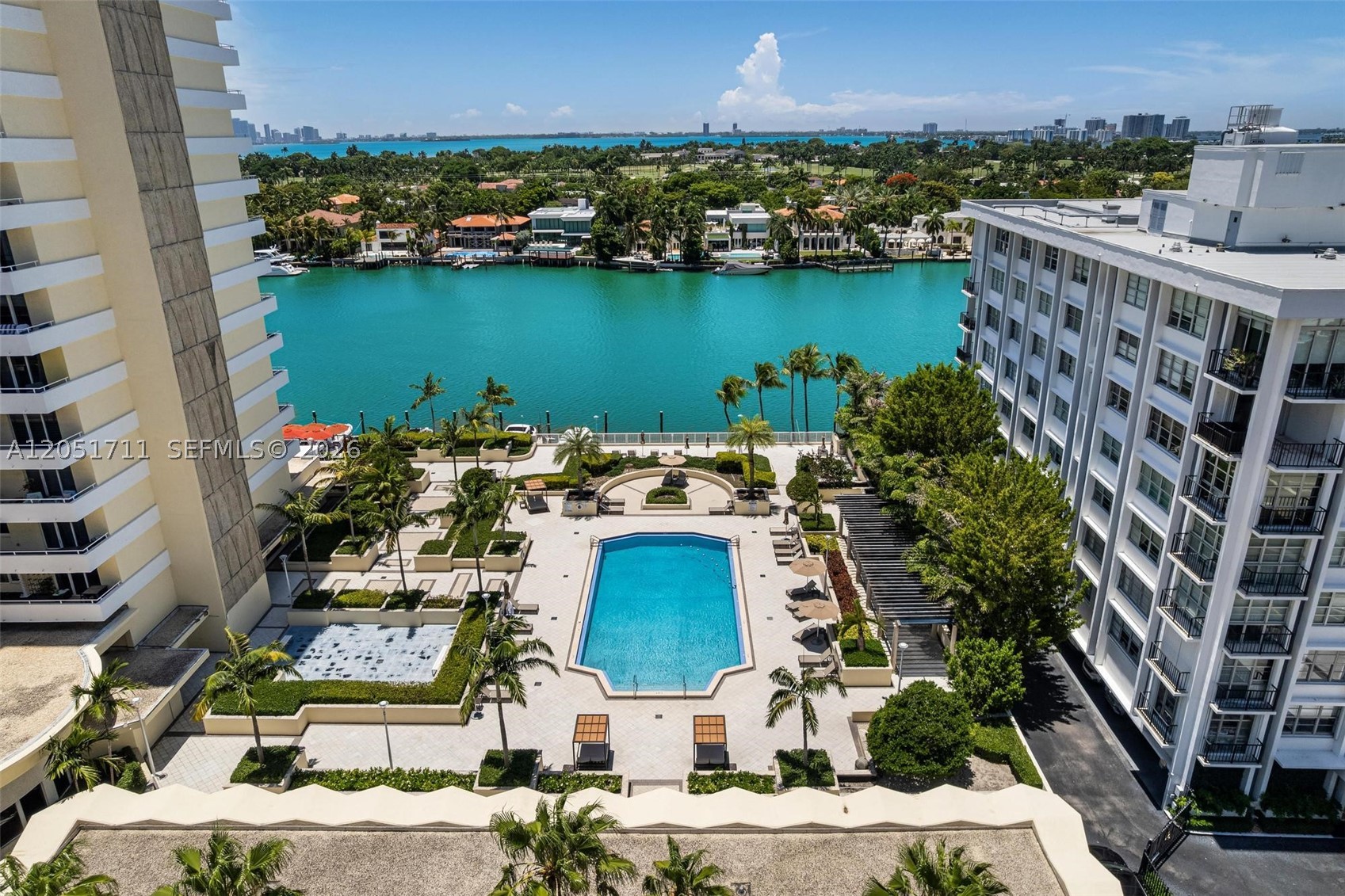 5600 CONDO - Residential