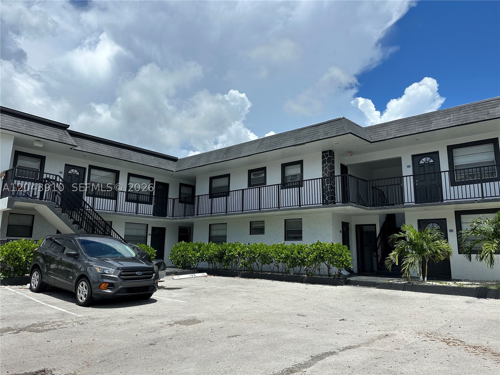 PLAYLAND VILLAGE SEC 3 - Residential Lease