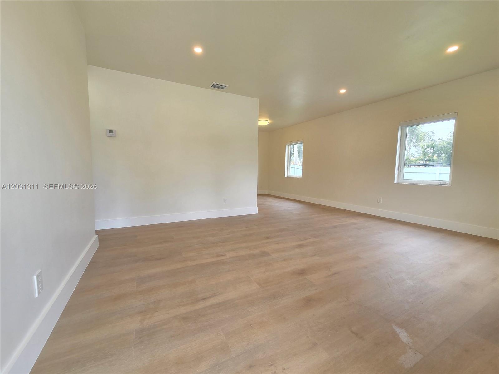 FLAGLER GROVE ESTATES EXT - Residential Lease
