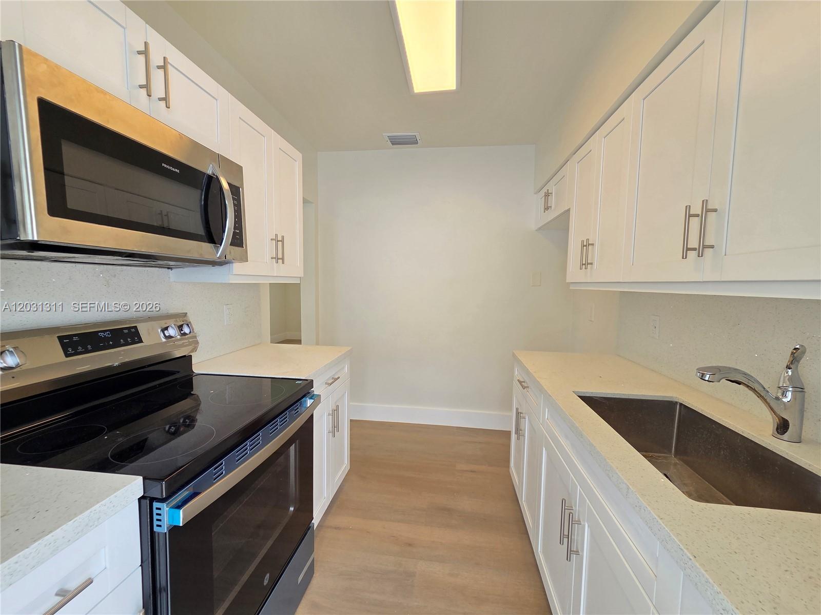 FLAGLER GROVE ESTATES EXT - Residential Lease