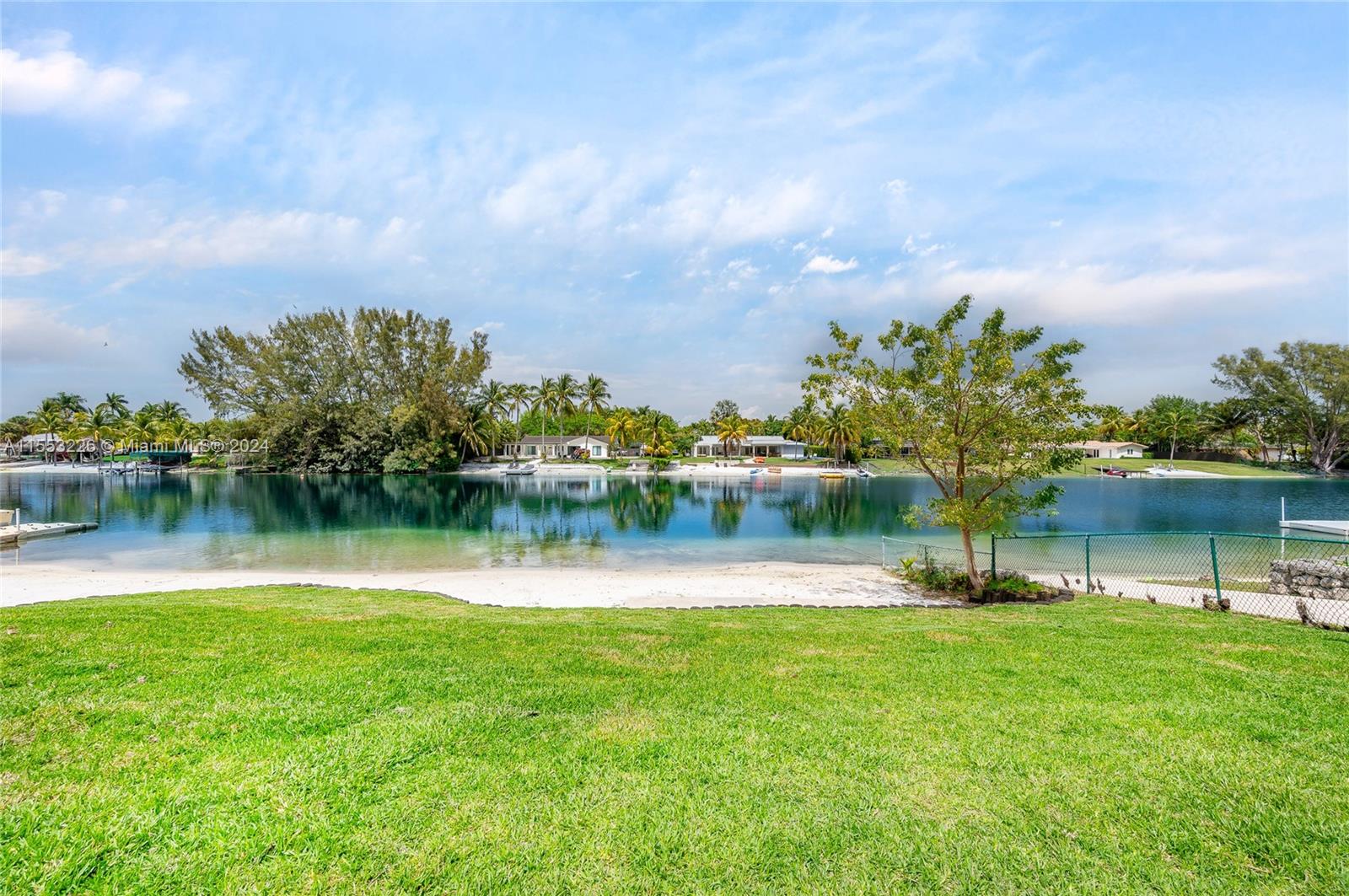 LAKESHORE SEC ONE - Residential
