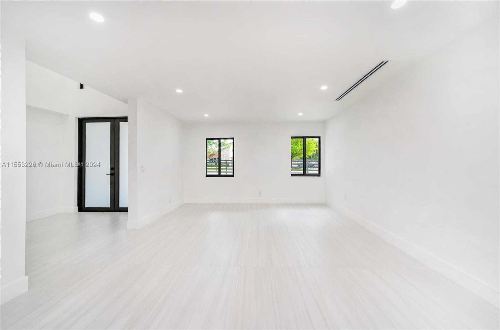 LAKESHORE SEC ONE - Residential