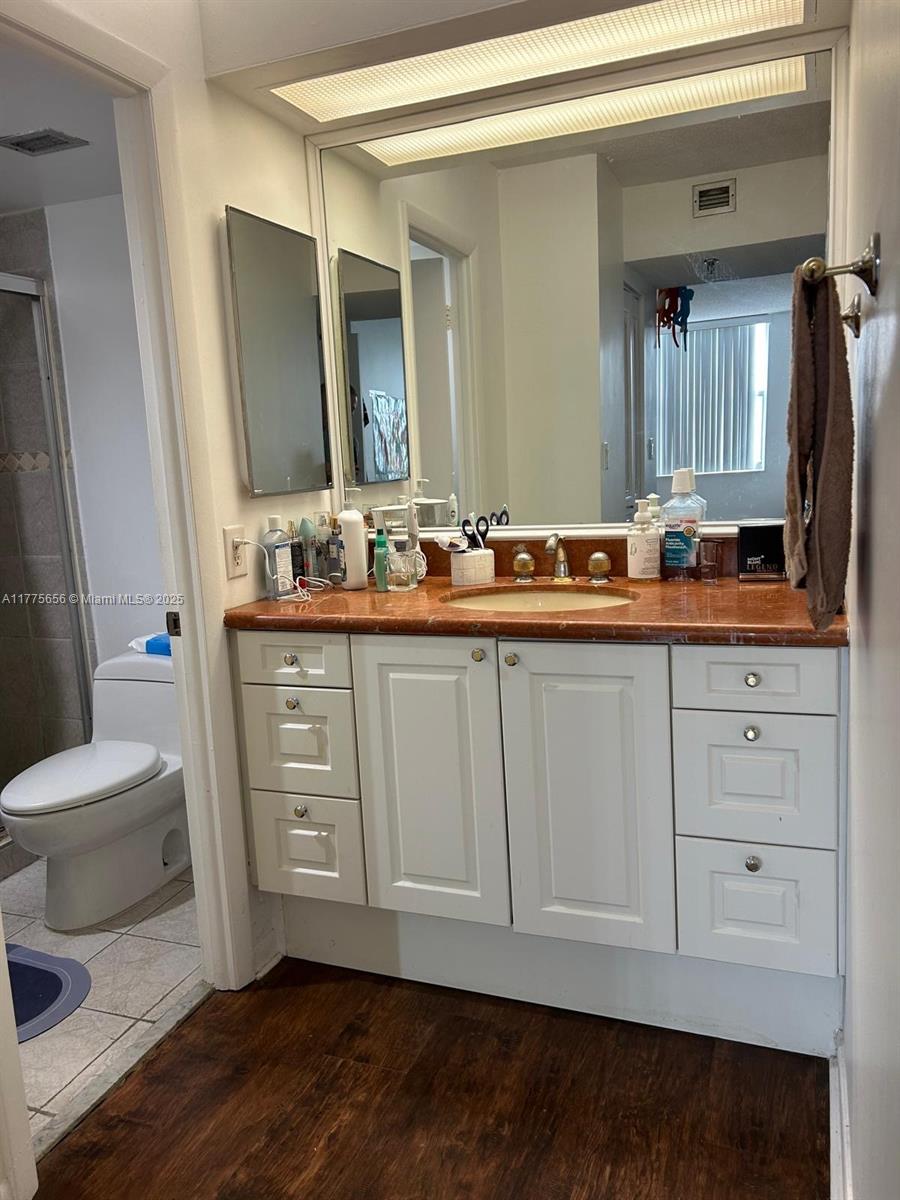 Greynolds Park Club Condo - Residential