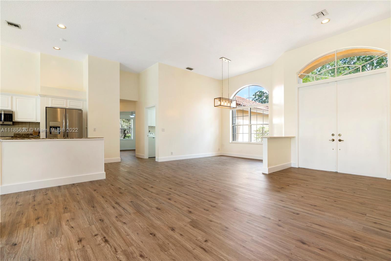 SECTOR 7 SOUTH-PARCEL 1 - Residential Lease