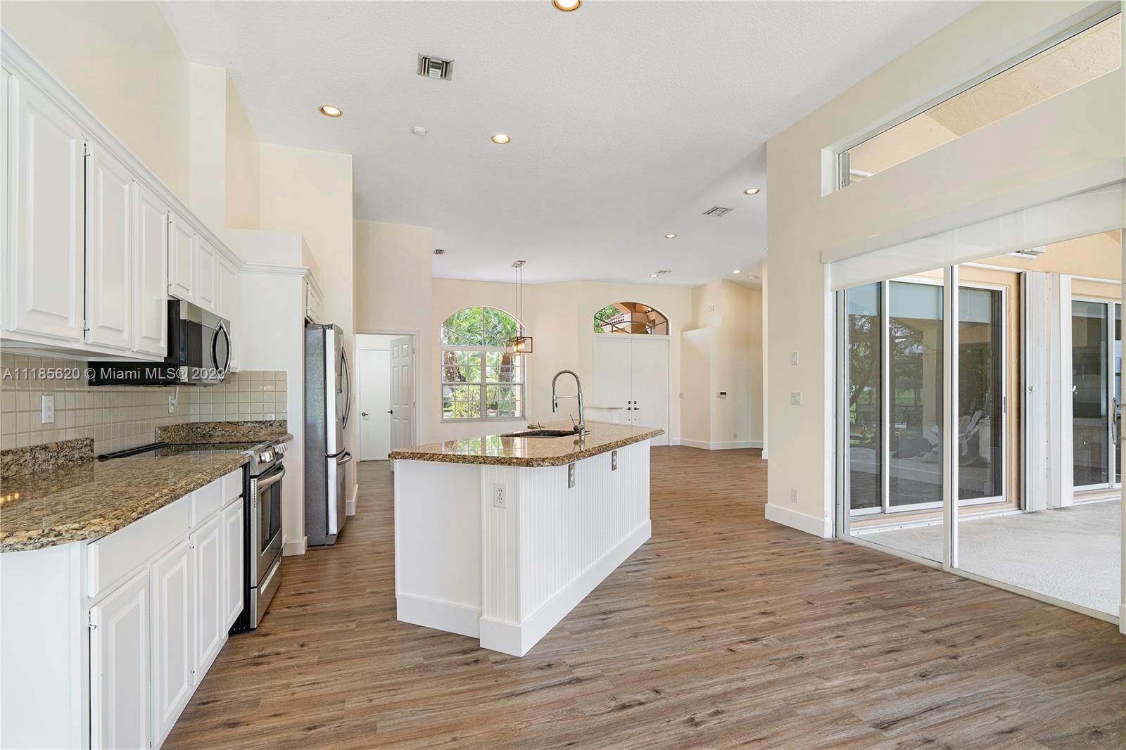 SECTOR 7 SOUTH-PARCEL 1 - Residential Lease