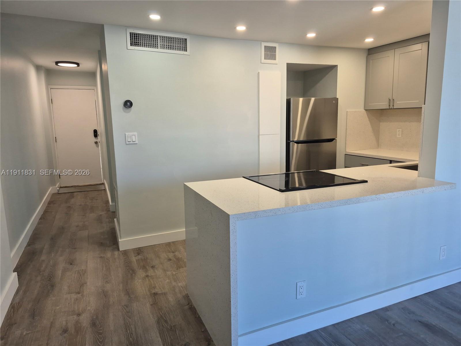 CROMWELL WEST CONDO - Residential Lease