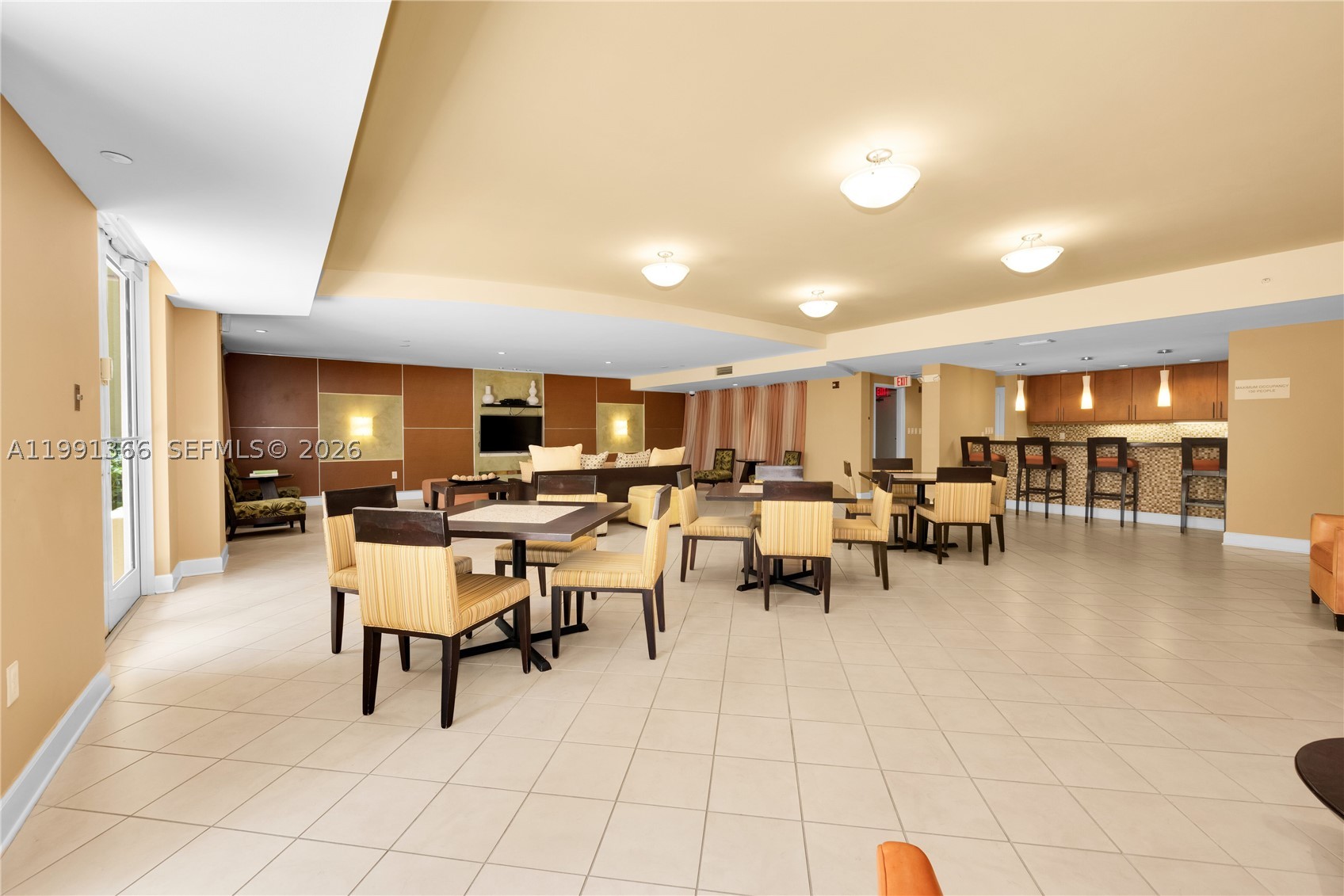 TOSCANO CONDO - Residential
