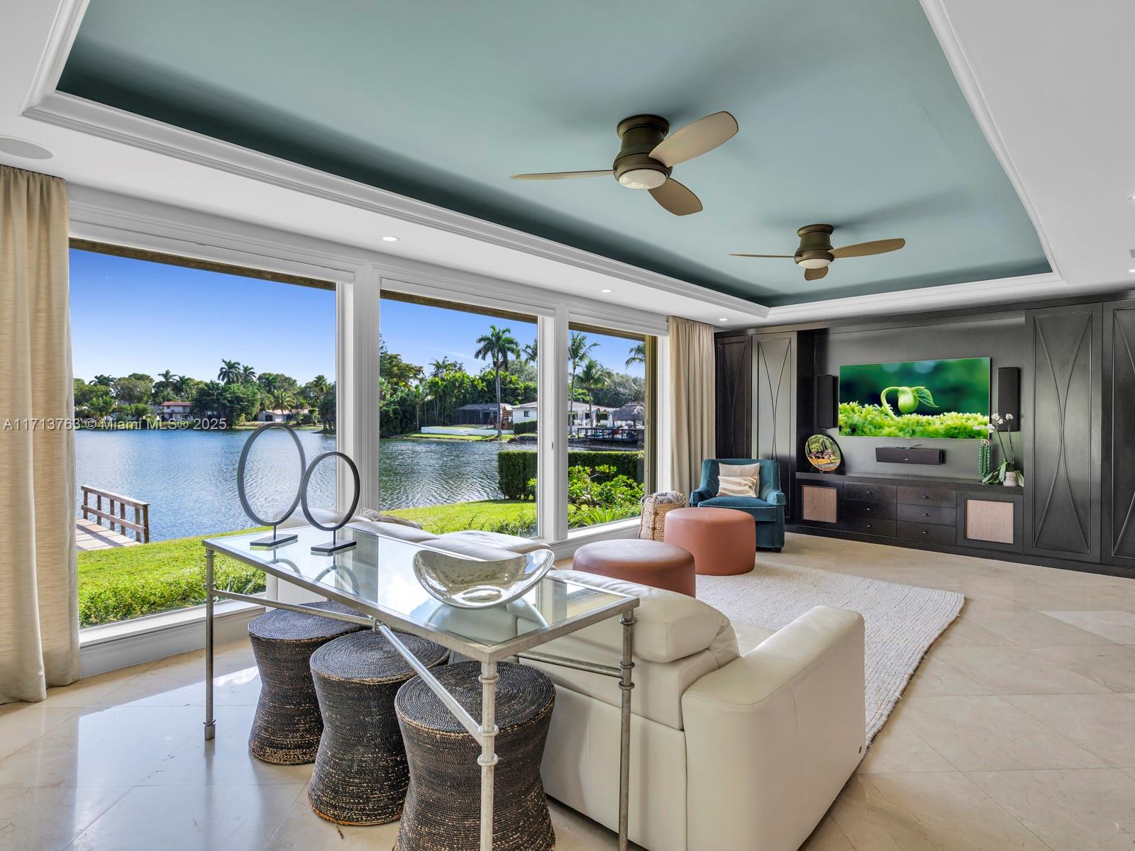 MIAMI LAKES - LOCH LOMOND - Residential