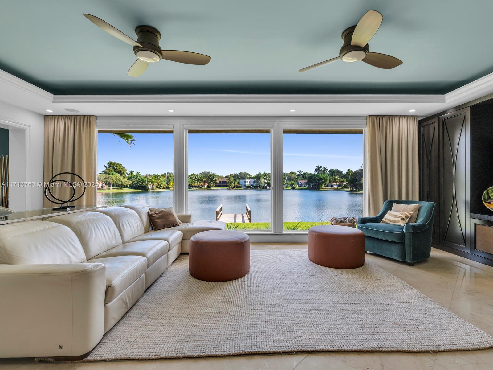MIAMI LAKES - LOCH LOMOND - Residential