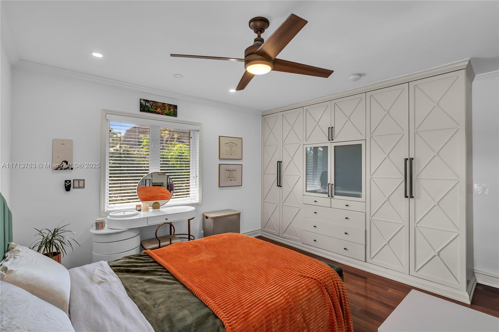 MIAMI LAKES - LOCH LOMOND - Residential