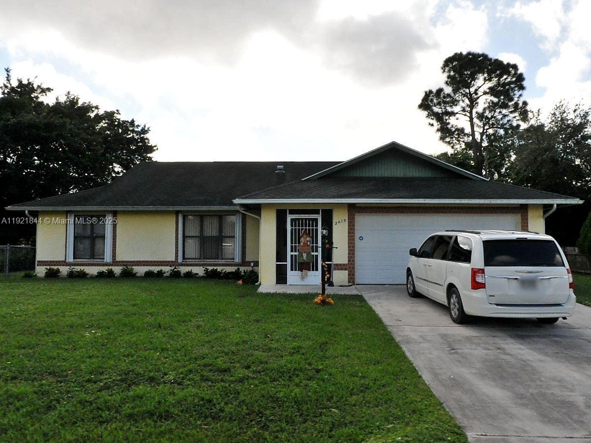 Beautiful Single Family house with a huge lot, one story, and two car garage. NO HOA