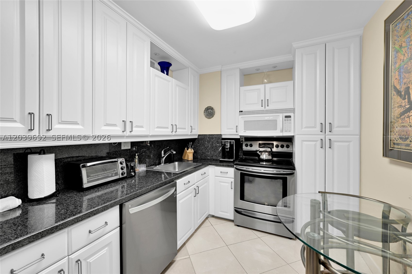 PARKER DORADO CONDO - Residential