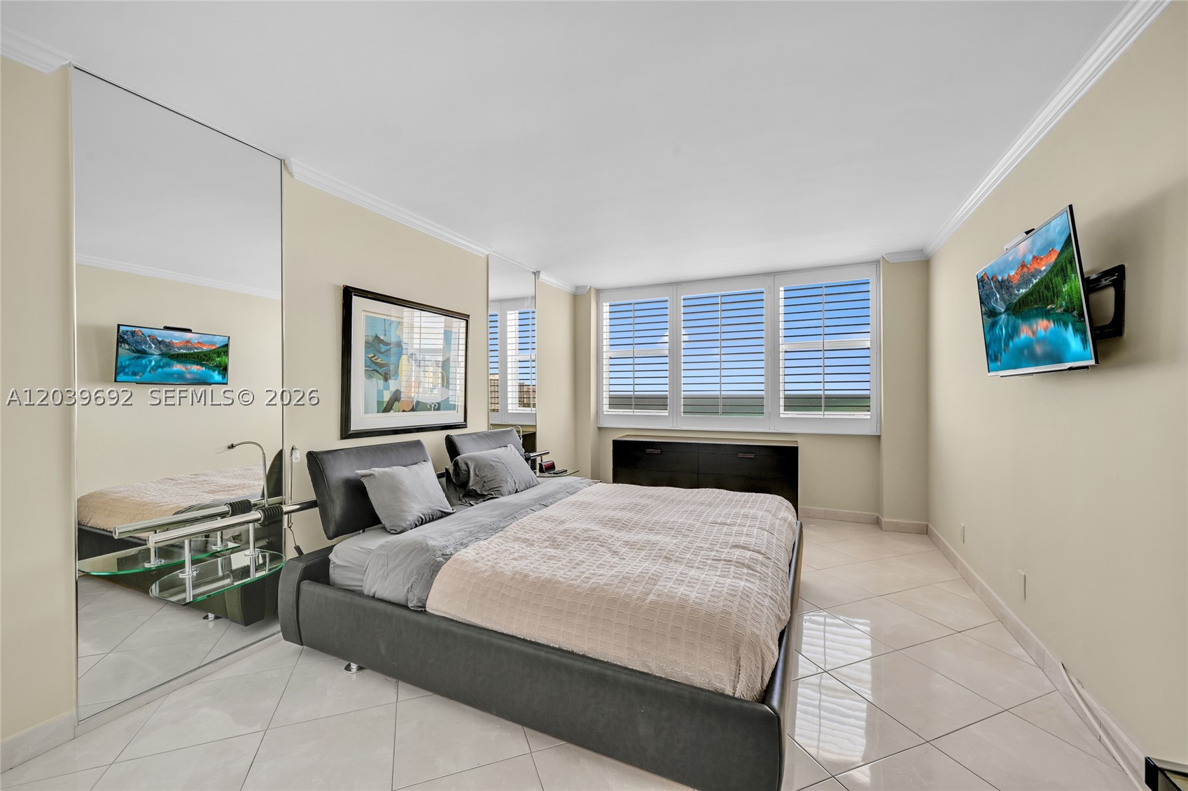 PARKER DORADO CONDO - Residential