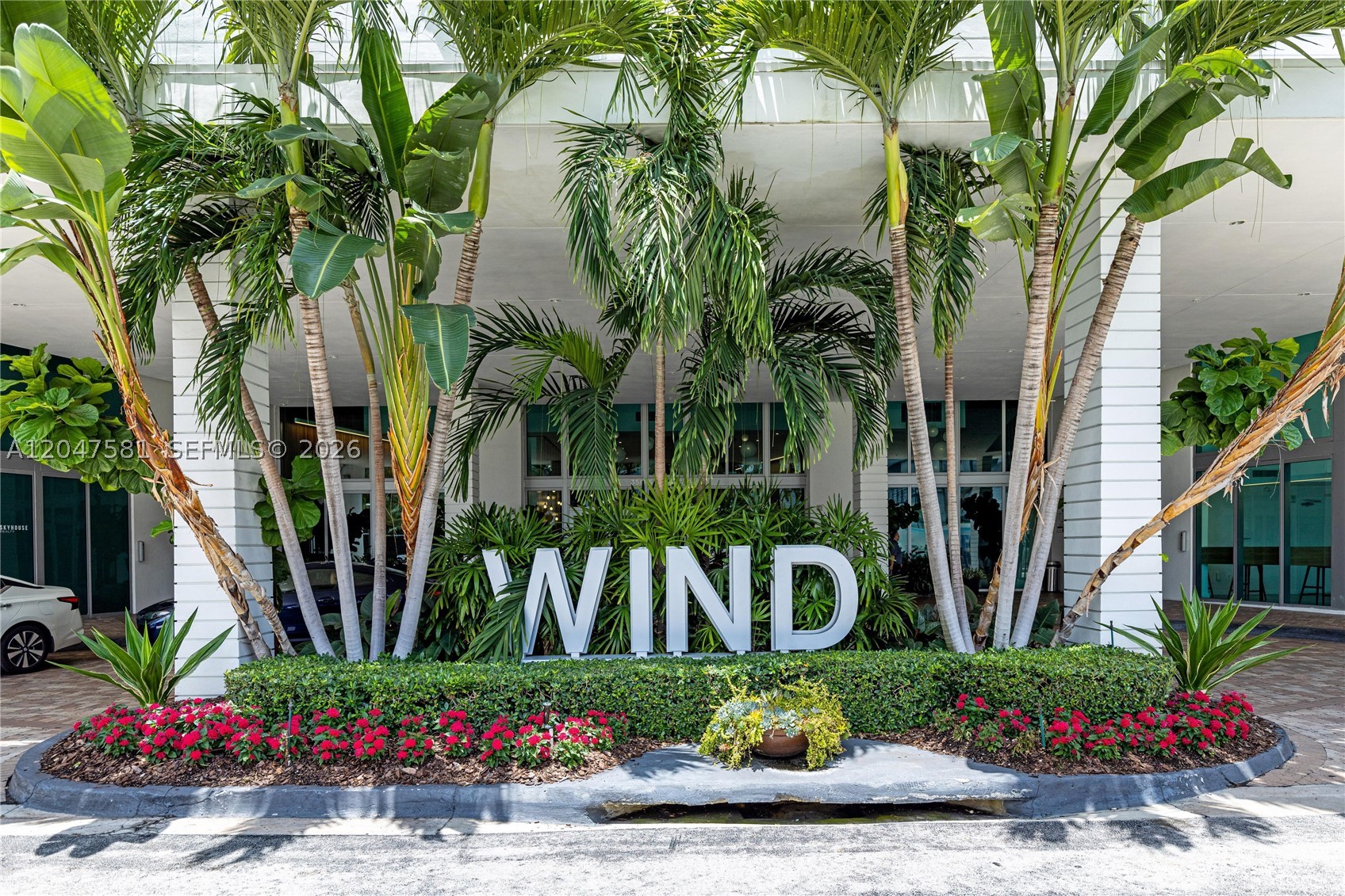 WIND CONDO - Residential