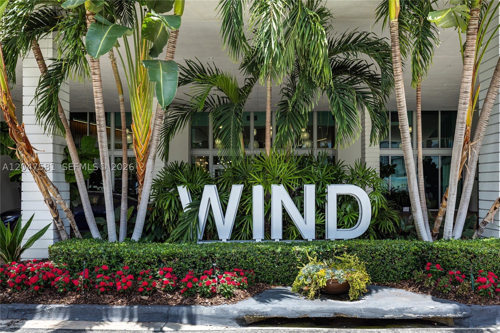 WIND CONDO - Residential