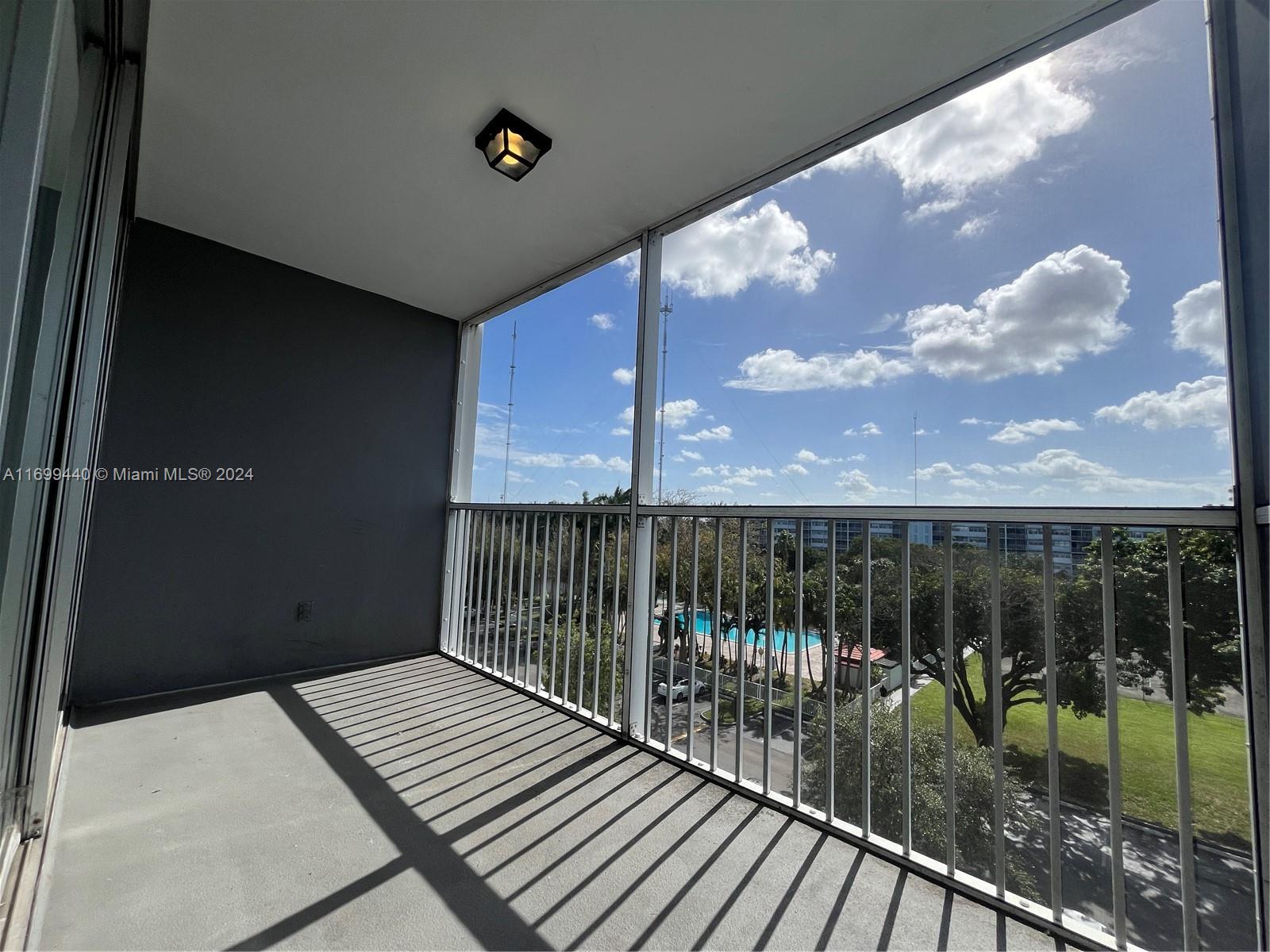ELLINGTON AT COUNTY LINE - Residential Lease